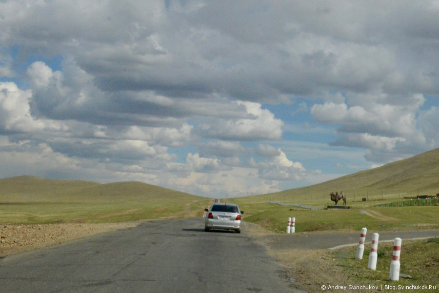 Монголия. Дорога на Улан-Батор и город Баруунхараа